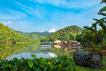 Solar cells floating in the water reservoirs and The wooden raft.