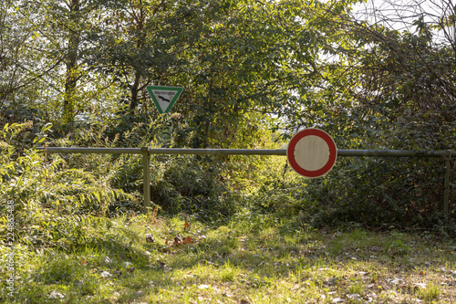 Schranke Mit Durchfahrt Verboten Schild Im Wald Buy This Stock Photo And Explore Similar Images At Adobe Stock Adobe Stock