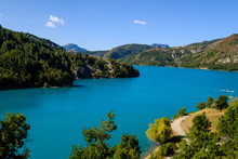 Vue Panoramique Sur Le Lac De Castillon. Alpes De Haute Provence. 