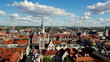 Piękna panorama starego Poznania, centrum miasta - widok na rynek i starówkę z wieży zamku Królewskiego w Poznaniu, stolicy Wielkopolski