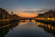 Coucher de soleil à Florence au bord de l'Arno