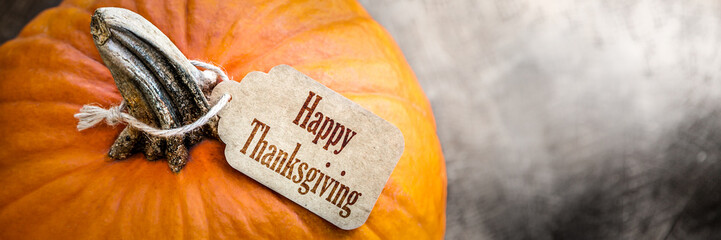 Wall Mural - pumpkin with happy thanksgiving tag
