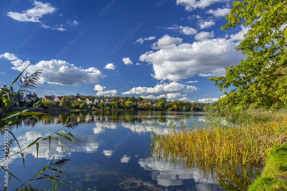 Obraz na płótnie Jezioro Długie - Olsztyn w salonie