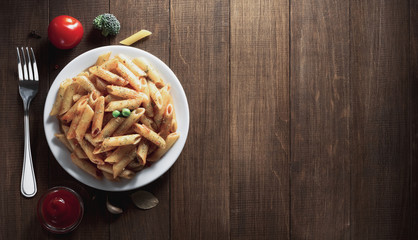 Poster - ready pasta on wood