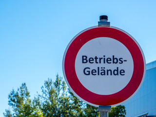 
Betriebsgelände Hinweisschild