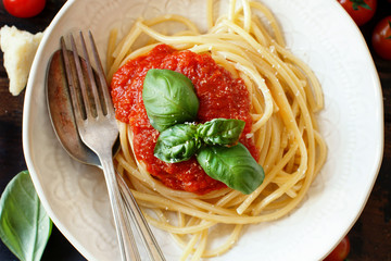 Spaghetti pasta with tomato sauce