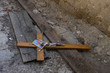 Ukraina - krzyż na podłodze zniszczonego polskiego kościoła (na dawnych ziemiach polskich)