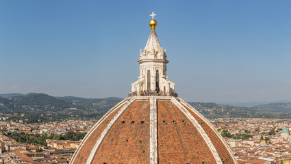 Wall Mural - View of tourists on top of the Florence cathedral dome's viewing platform