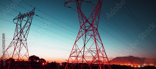 Fotomural The evening electricity pylon silhouette