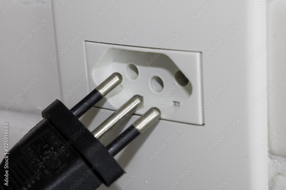 Close-up eletrical power socket outlet three (3) pin and plug socket ...