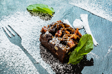 brownie with mint