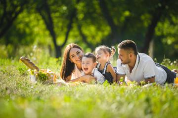 Wall Mural - Happy family on picnic