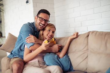 Wall Mural - Couple playing video games