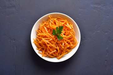 Healthy carrot salad