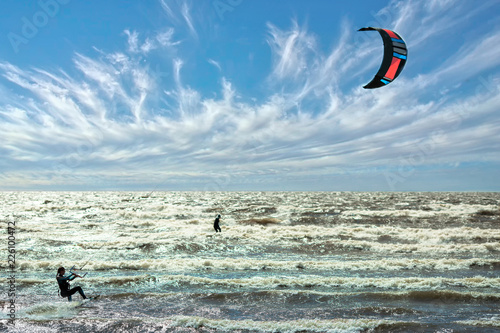 Dekoracja na wymiar  konkurs-wiatru-i-kitesurfingu-piekne-niebo-w-tle