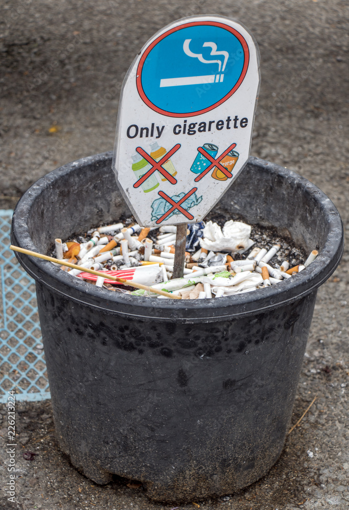edward bernays cigarette propaganda Edward Bernays, l'inventeur de la communication moderne