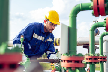 Poster - Oil and Gas Industry Working Man