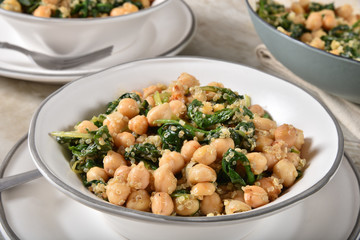 Canvas Print - Healthy chickpea quinoa dinner