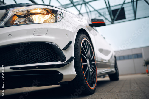 Fotografía  Modern hatchback front