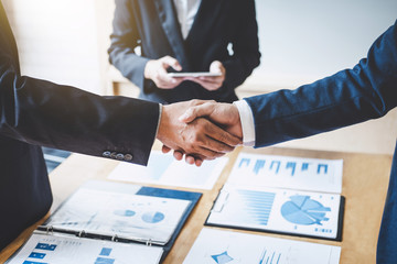 Aufkleber - Finishing up a meeting, Business shaking hands after discussing good deal of Trading to sign agreement and become a partner, contract for both companies, Successful businessman handshake