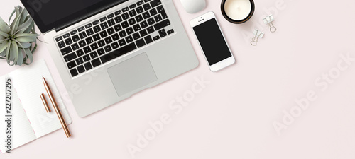 Fotomural modern header / hero image or banner with laptop computer, smartphone, air plant