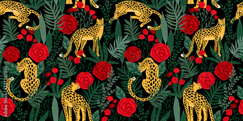 Fotografía Vestor seamless pattern with leopards, tropical leaves and roses.