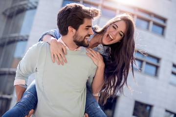 Canvas Print - Happy romantic people on street.