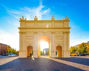 Wall Mural - Potsdam Brandenburger Straße Brandenburger Tor Brandenburg Schopenhauerstraße Luisenplatz Deutschland Stadttor