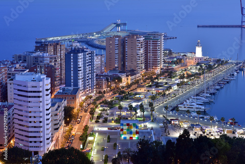 Fotografia Birds eye view of Malaga at blue hour, Spain