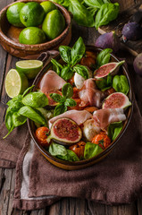 Poster - Homemade fresh figs salad with herbs and roasted garlic toast