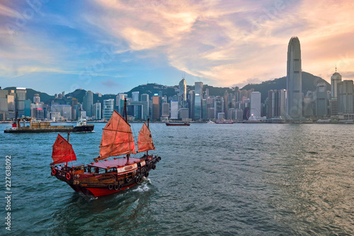 Junk boat in Hong Kong Victoria Harbour Canvas Print