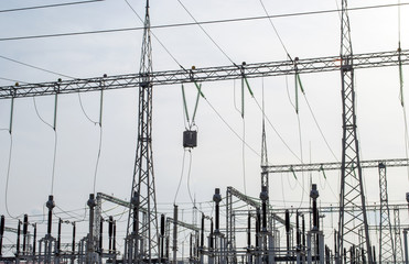 Power transmission station