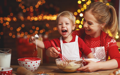 Poster - happy family bake christmas cookies