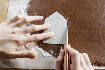 How to make gingerbread house. The second step - prepare house walls