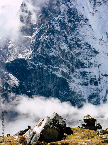 Dekoracja na wymiar  widok-na-krajobraz-i-gory-w-okolicy-everestu-w-nepalu