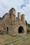 Fototapeta Tęcza - Ruins of medieval house in abndoned city Mystras, Greece