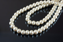 Black Chain Pearl Background Free Stock Photo - Public Domain Pictures