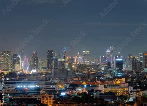 Foto Aerial view of Chong Nonsi, Sathorn, Bangkok Downtown