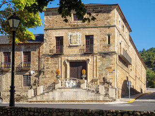 Wall Mural - The entrance of the Palace of the Dukes of Arganza - Villafranca del Bierzo, Castile and Leon, Spain