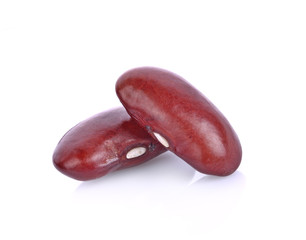 Wall Mural - red kidney bean isolated on white background