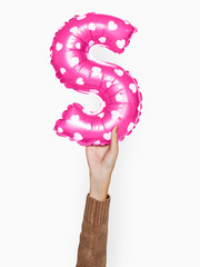 Wall Mural - Capital letter S pink balloon