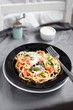 © Foodlovers - Spaghetti alla Norma with tomatoes, aubergine, grated parmesan and basil