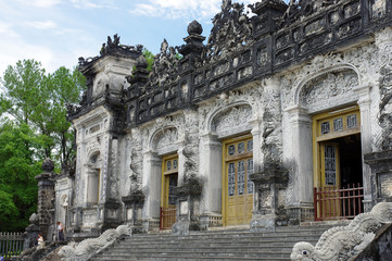 Wall Mural - Façade du tombeau de Kai Dinh