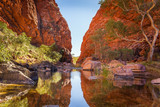 Fototapeta Nowy Jork - Simpson Gap, 22 km west of Alice Spings, Northern Territory, Australia