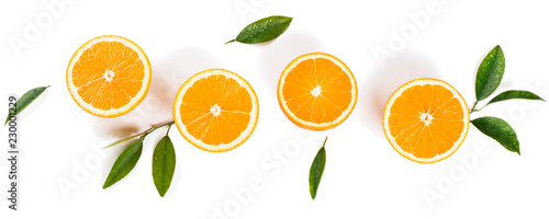 Dekoracja na wymiar  pomarancze-ciete-na-pol-i-zielone-liscie
