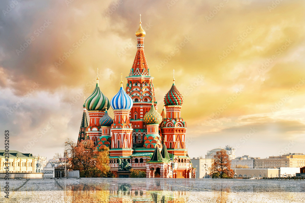 Moscow,Russia,Red square,view of St. Basil's Cathedral - obrazy, fototapety, plakaty 