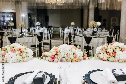 Elegant Wedding Reception Table Decor And Centerpieces Restaurant