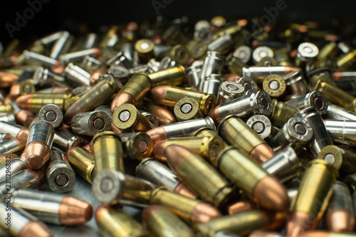 Cuadros en Lienzo Large pile of assorted handgun bullets