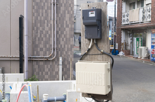 住宅 建築現場の仮設 電気メーターボックス Stock Photo Adobe Stock 住宅 建築現場の仮設 電気メーターボックス Stock Photo Adobe Stock