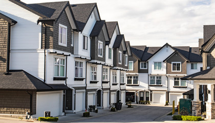 Freshly build townhomes in beautifull row.